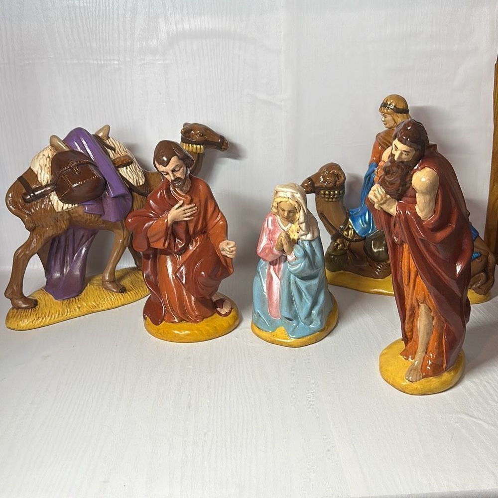 Ceramic Nativity Set Mary Joseph Camel 5‎ Pc. Set LOOK